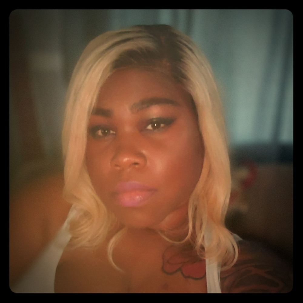 Meet your Posher, Nadja